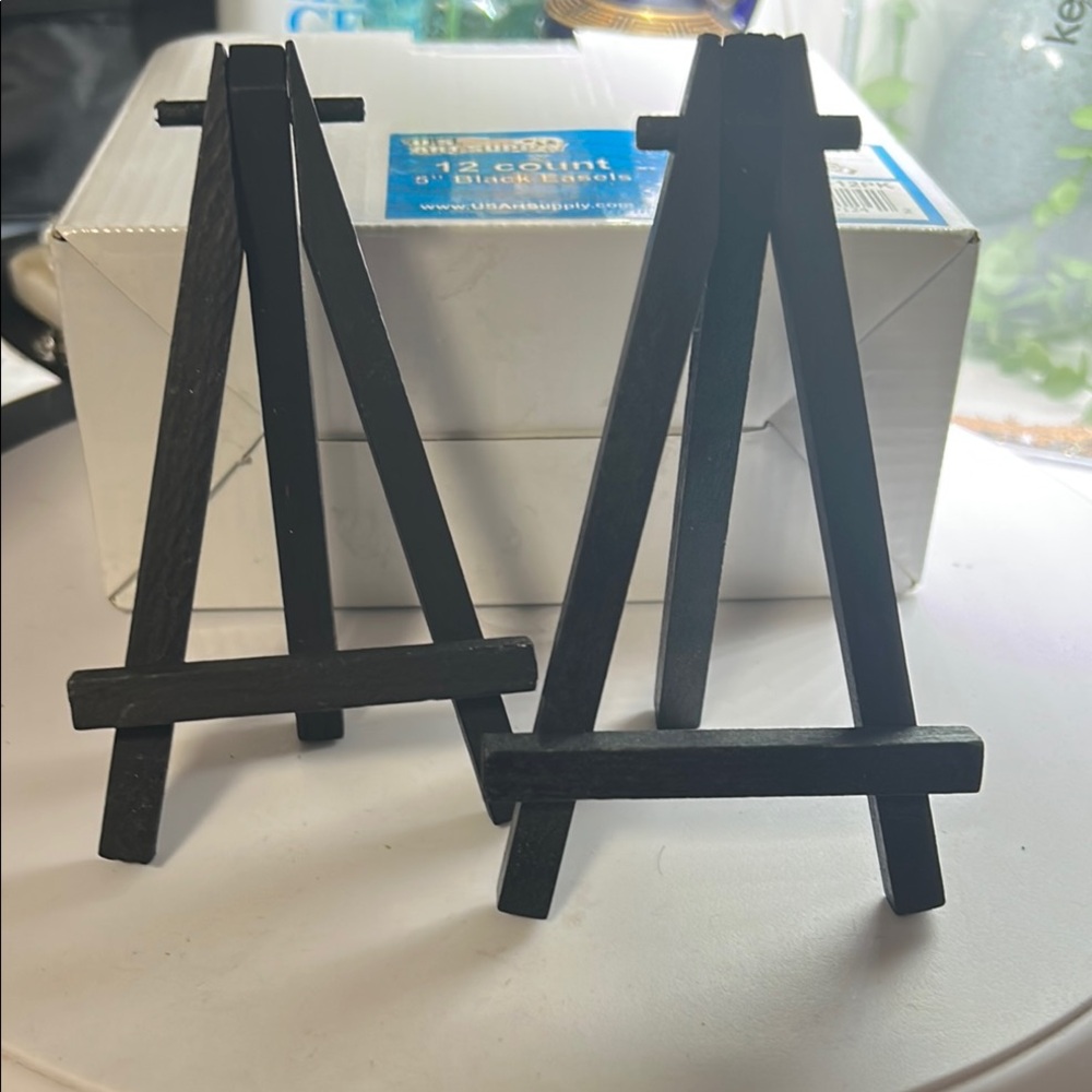 Black Mini Easels wood
